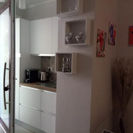 아파트 Civico 6 *